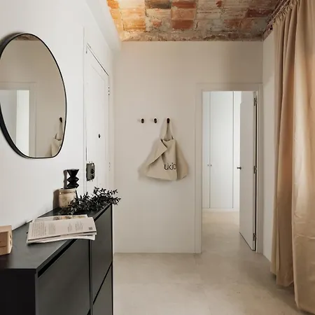 Spacest - Carrer De Grases A * Barcelona